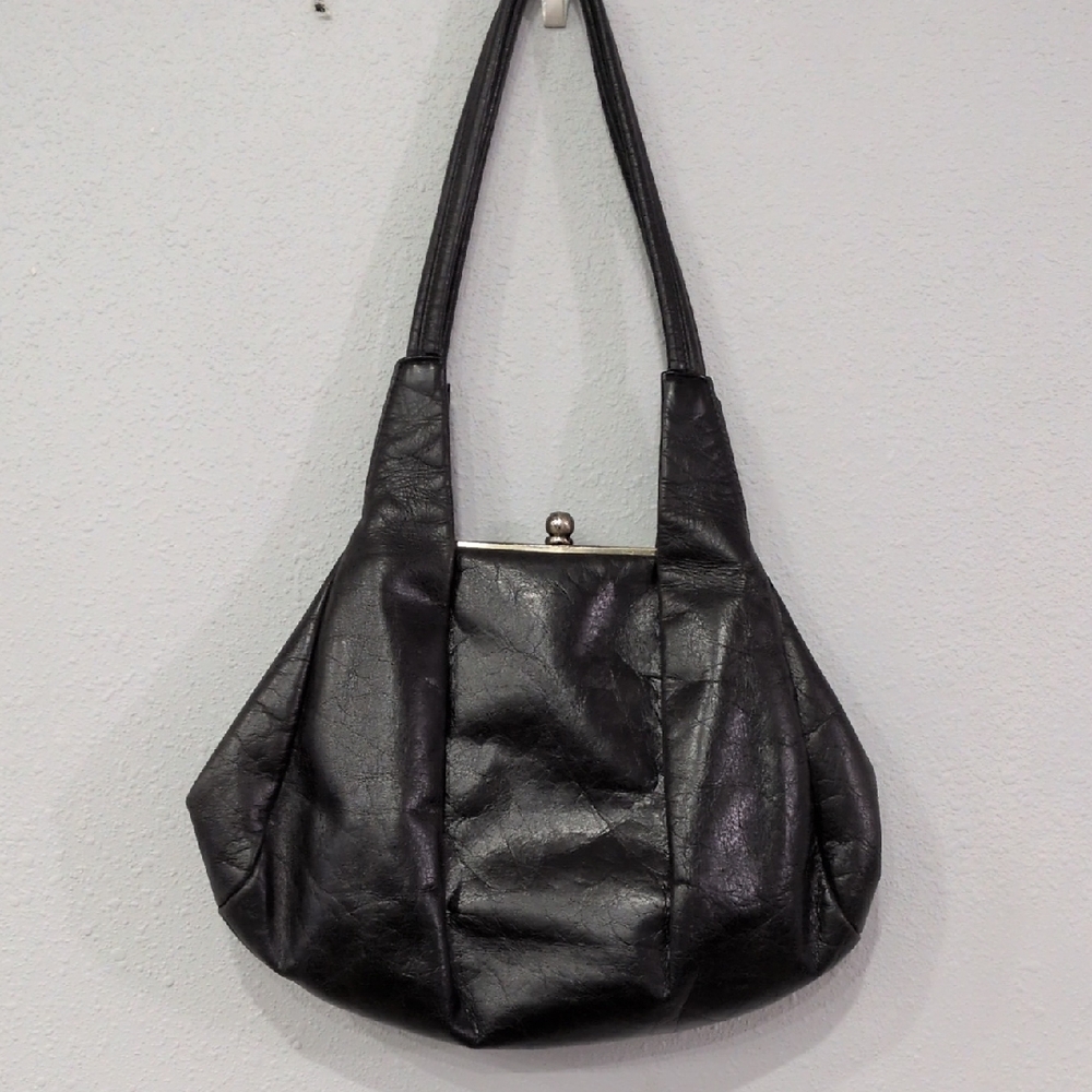 HOBO Classic Black Leather Bonnie Shoulder Bag Coin Purse Style